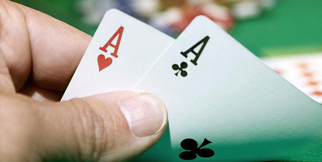 Pocket Aces Being Revealed